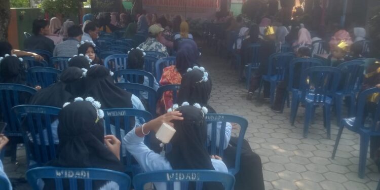 Momen Kelulusan Penuh Haru dan Prestasi, SDN Karangtengah 3 dan SDN Tangkil 1 Cetak Generasi Siap Melangkah